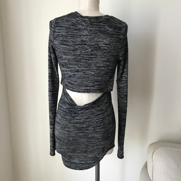 Aritzia Wilfred Free Open Back Grey Top - Picture 4 of 4